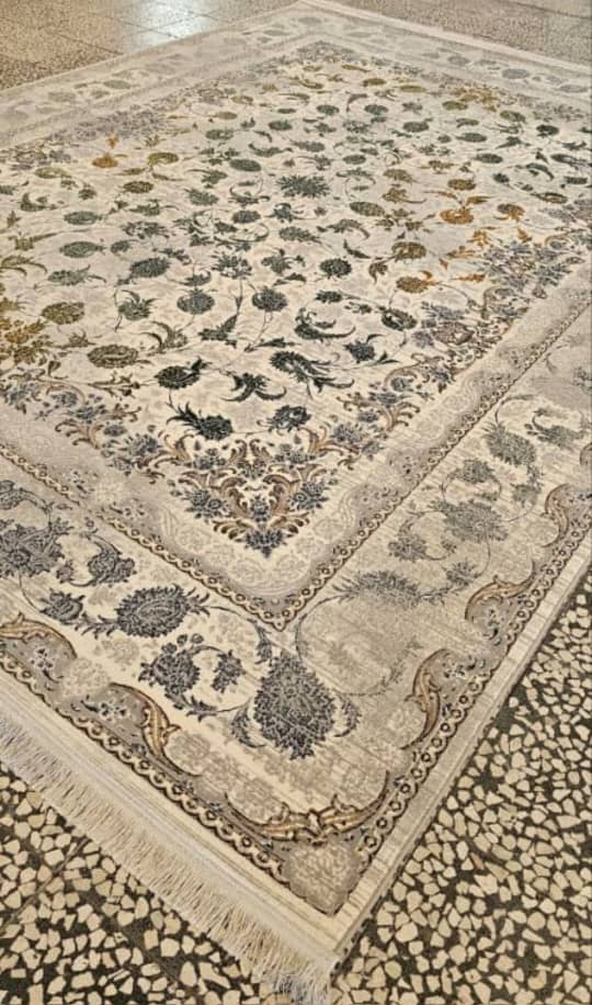 فروش فرش فرشینه سزار کاشان دشتبانی در بازار بزرگ تهران